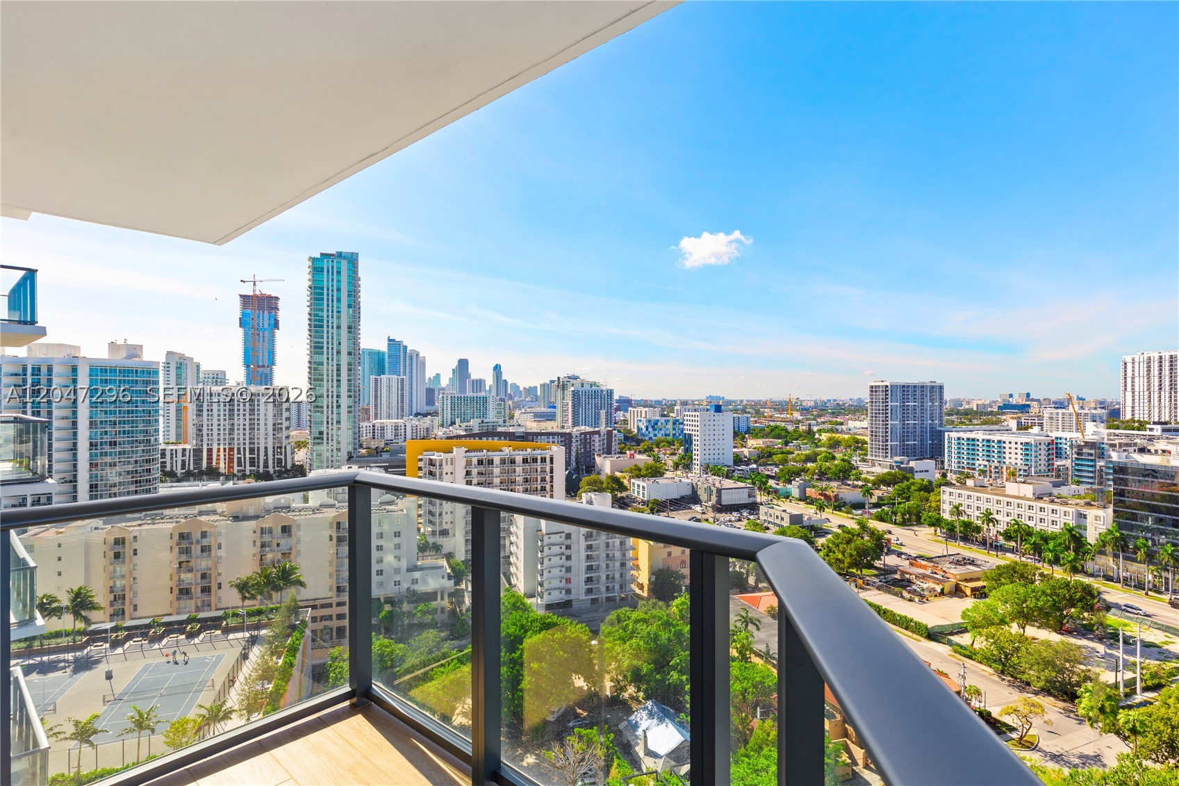 PARAISO BAYVIEWS CONDO - Residential Lease