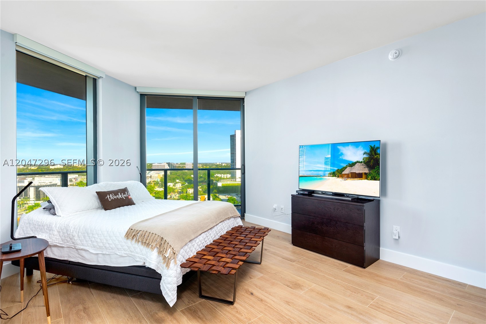 PARAISO BAYVIEWS CONDO - Residential Lease