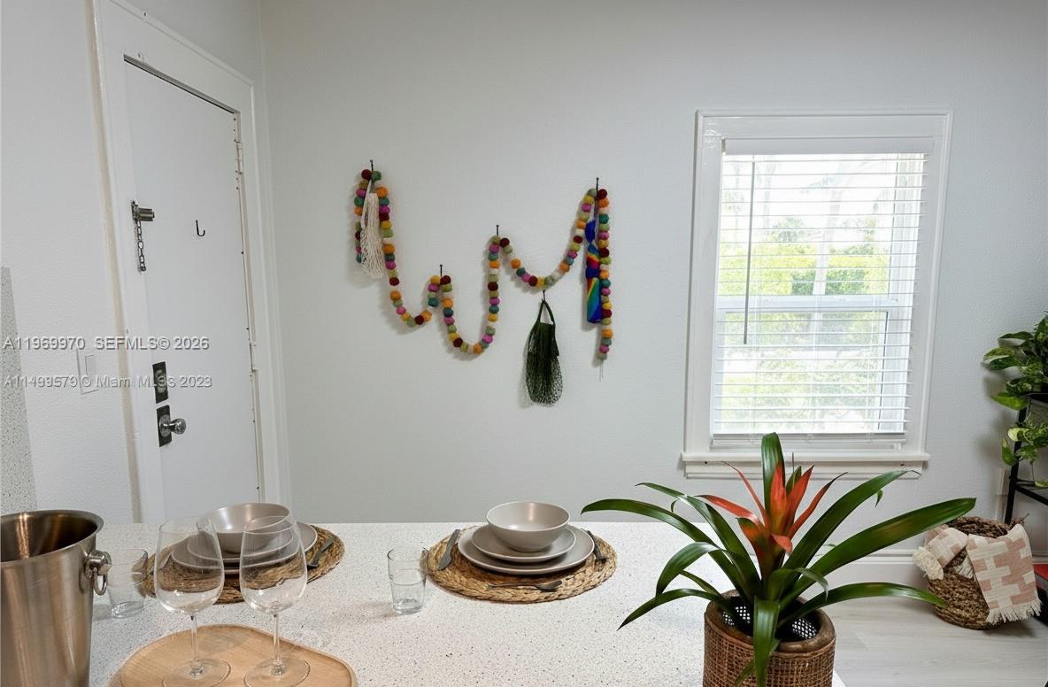 MENDOZA CONDO - Residential Lease