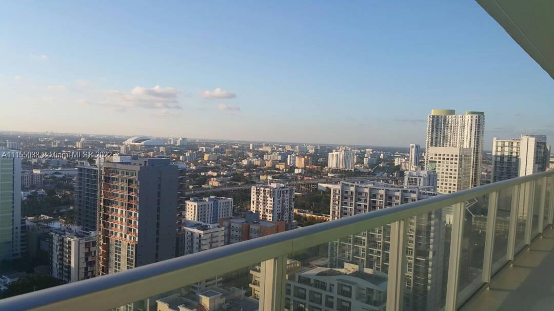 THE AXIS ON BRICKELL COND - Residential Lease