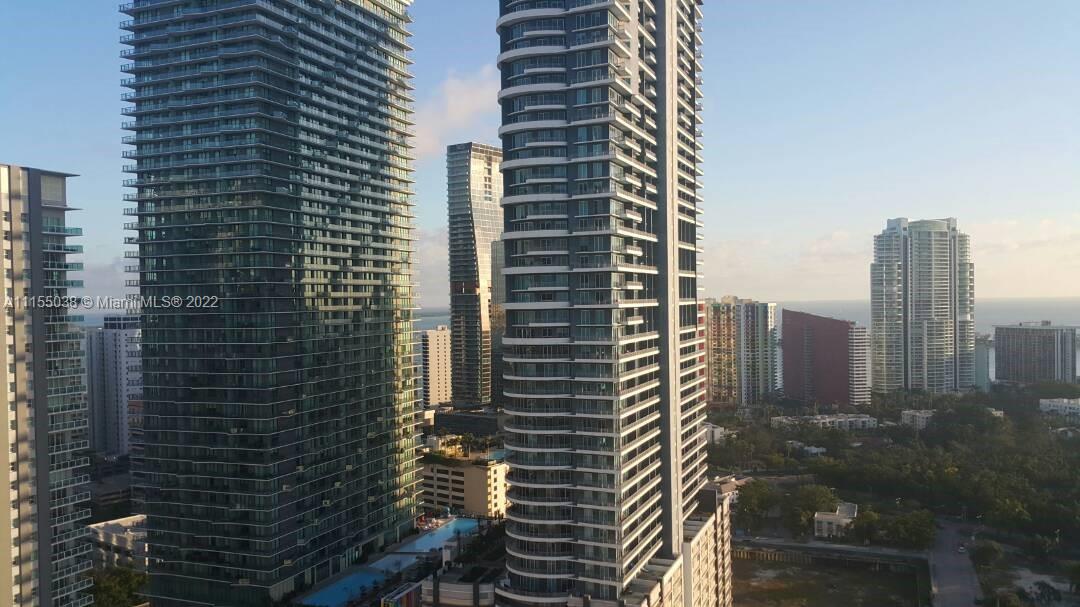 THE AXIS ON BRICKELL COND - Residential Lease