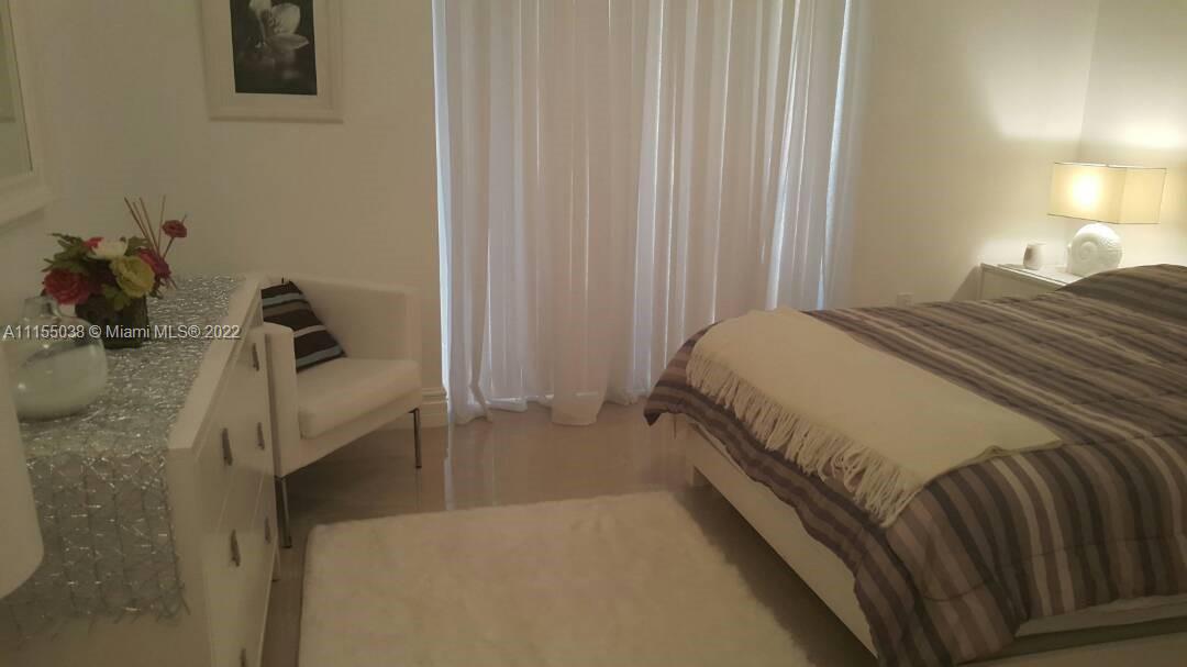 THE AXIS ON BRICKELL COND - Residential Lease