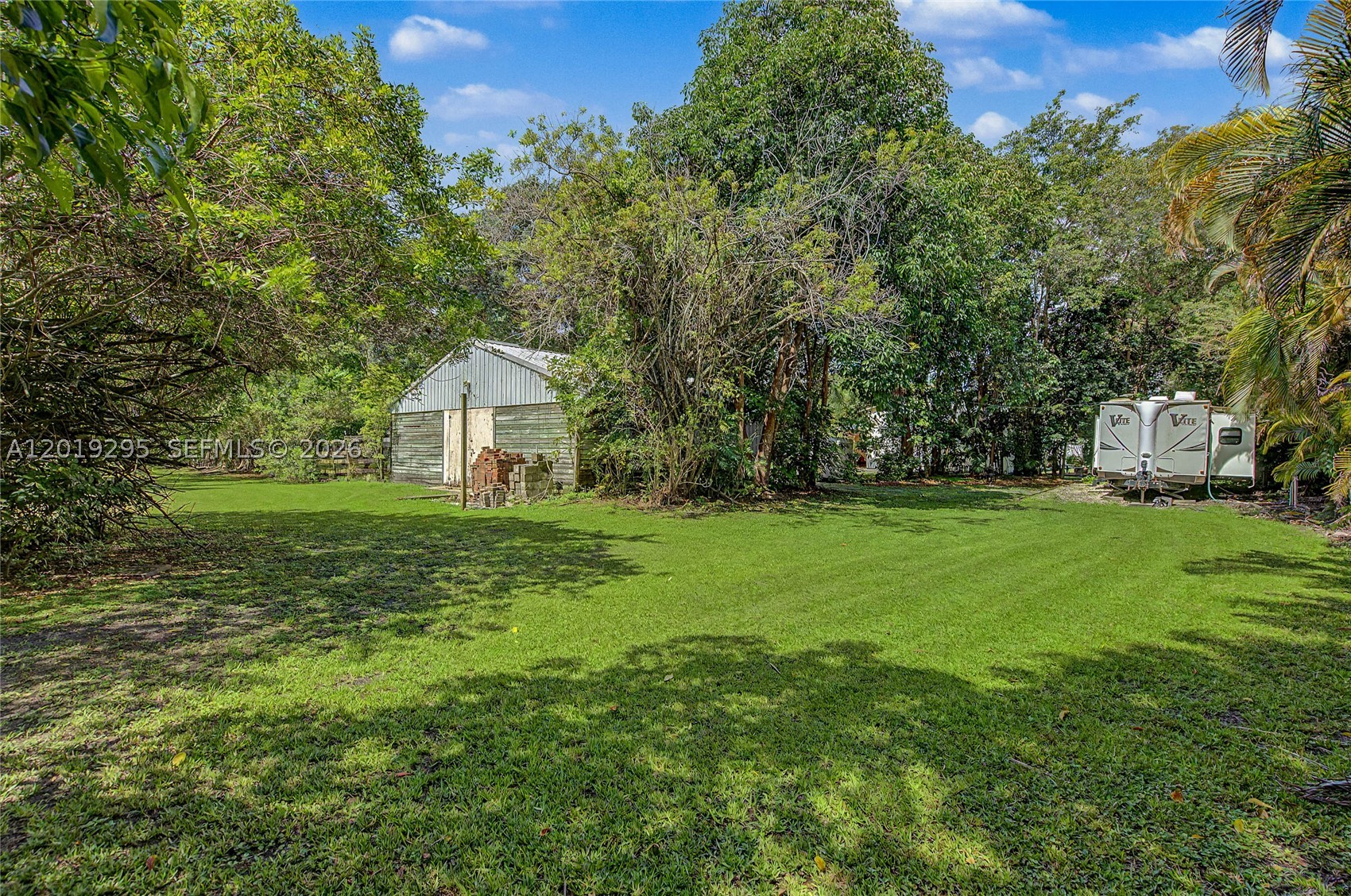 FLA FRUIT LANDS CO - Residential