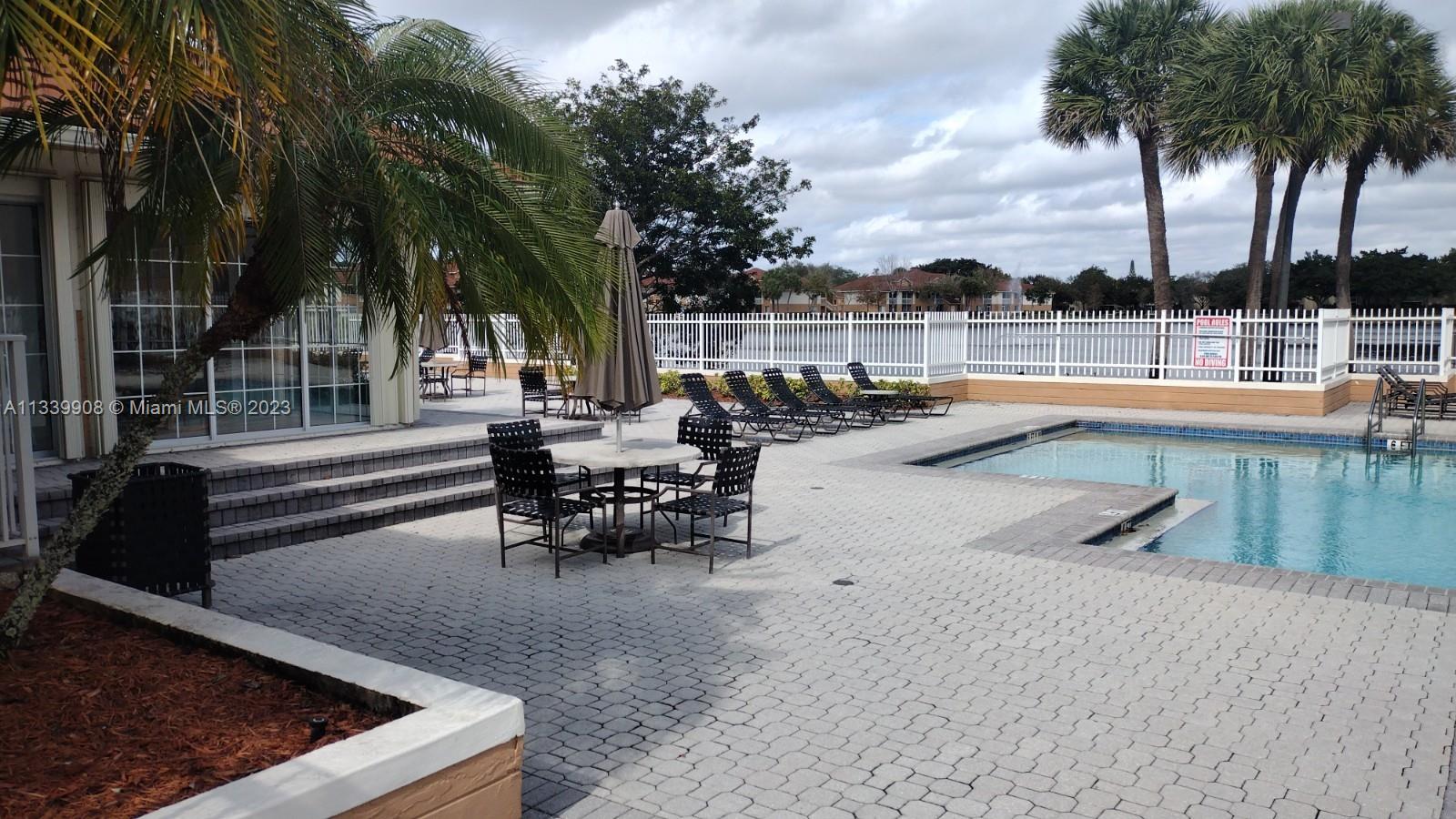 COLONNADES CONDO - Residential Lease