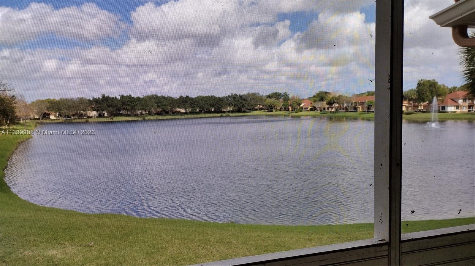 COLONNADES CONDO - Residential Lease