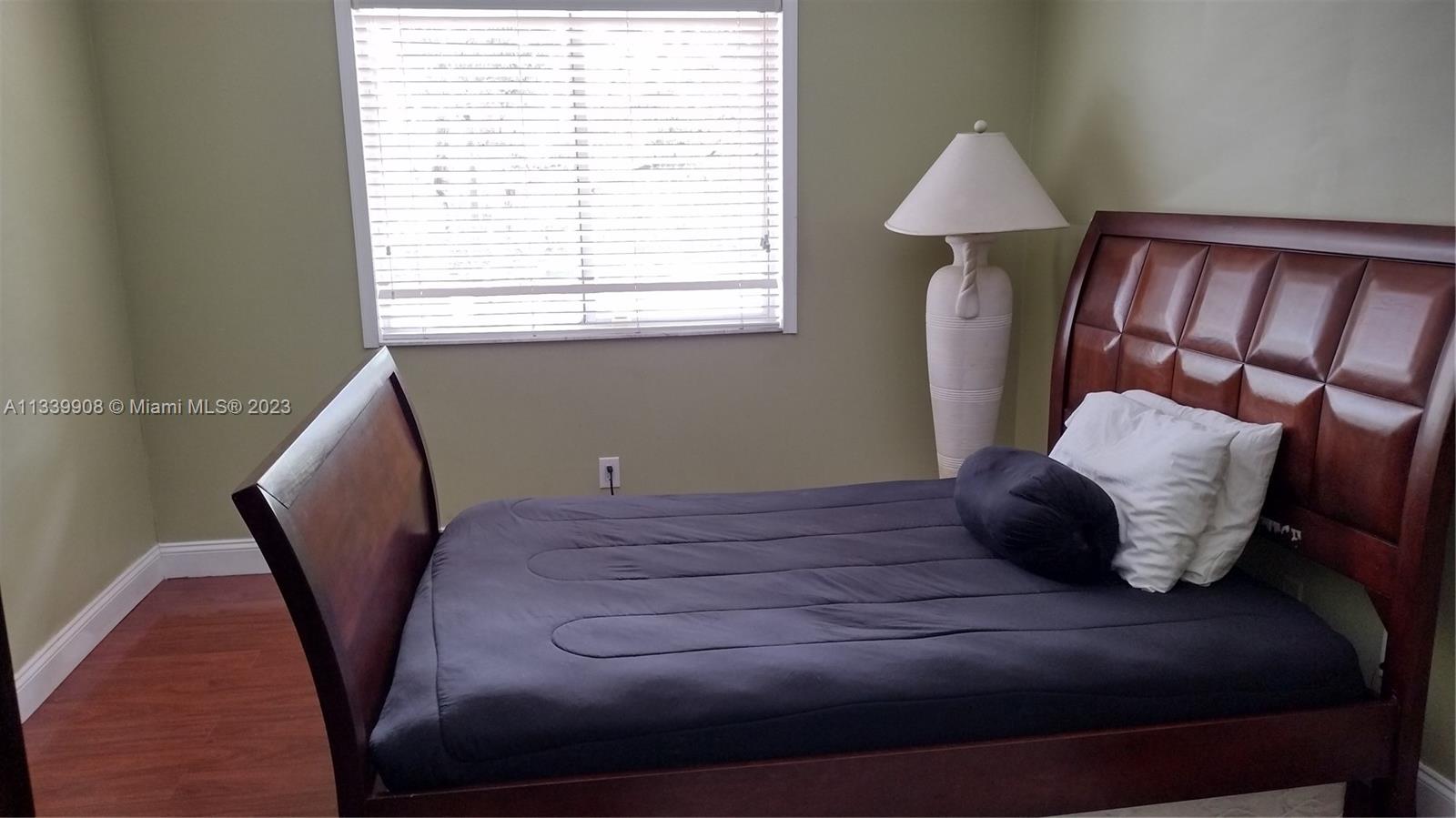 COLONNADES CONDO - Residential Lease