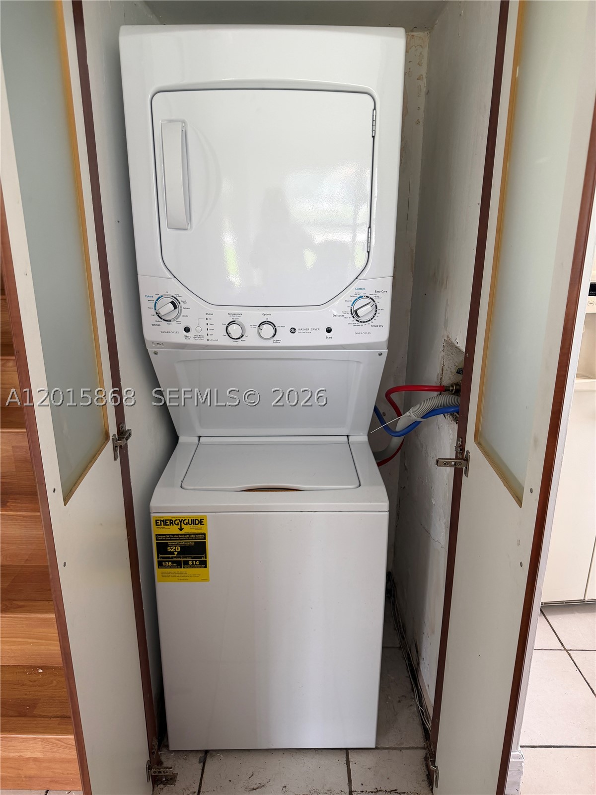 WOODS LANDING CONDO PH I - Residential