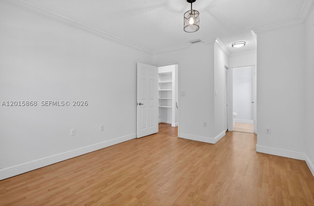 WOODS LANDING CONDO PH I - Residential