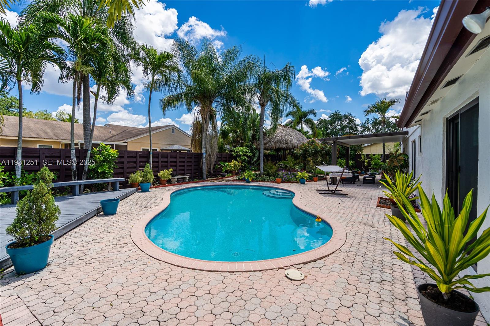FLAMINGO GARDENS-TAMARIND - Residential