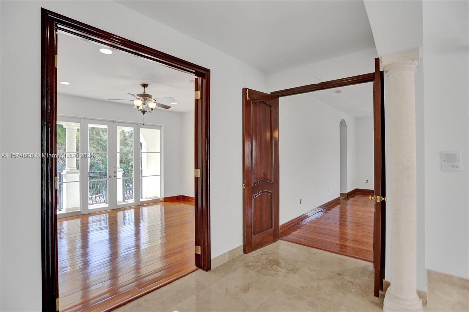 SOUTH MITCHELL MANORS - Residential