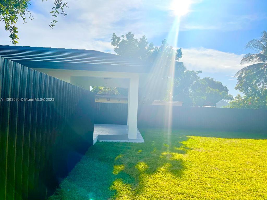 TAMIAMI ACRES PLAN 2 - Residential Lease