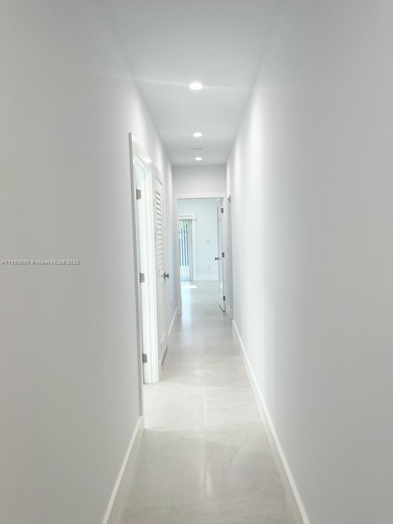 TAMIAMI ACRES PLAN 2 - Residential Lease