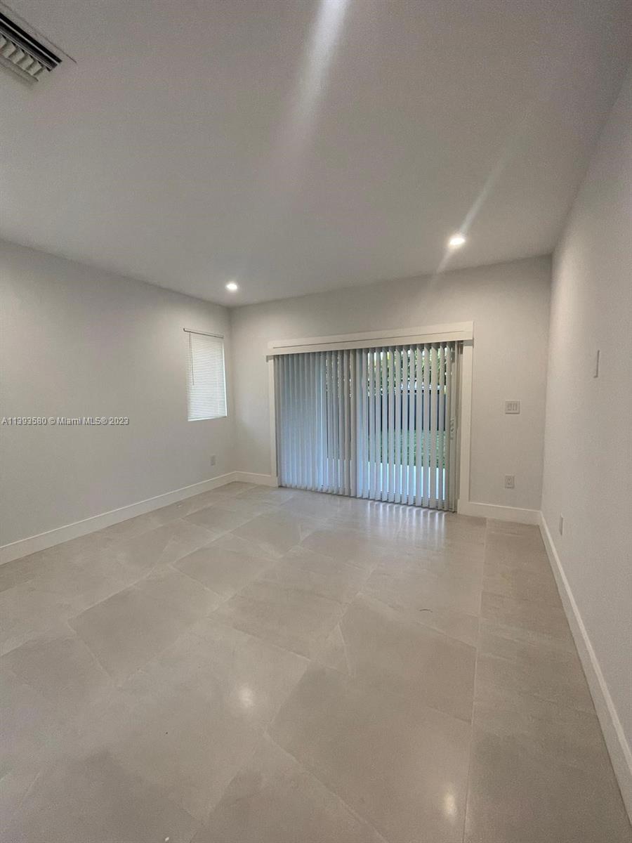 TAMIAMI ACRES PLAN 2 - Residential Lease