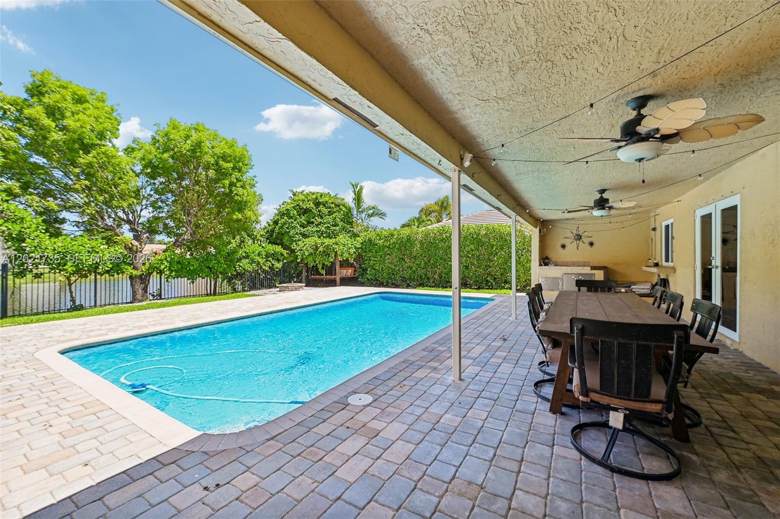 CYPRESS GLEN - Residential