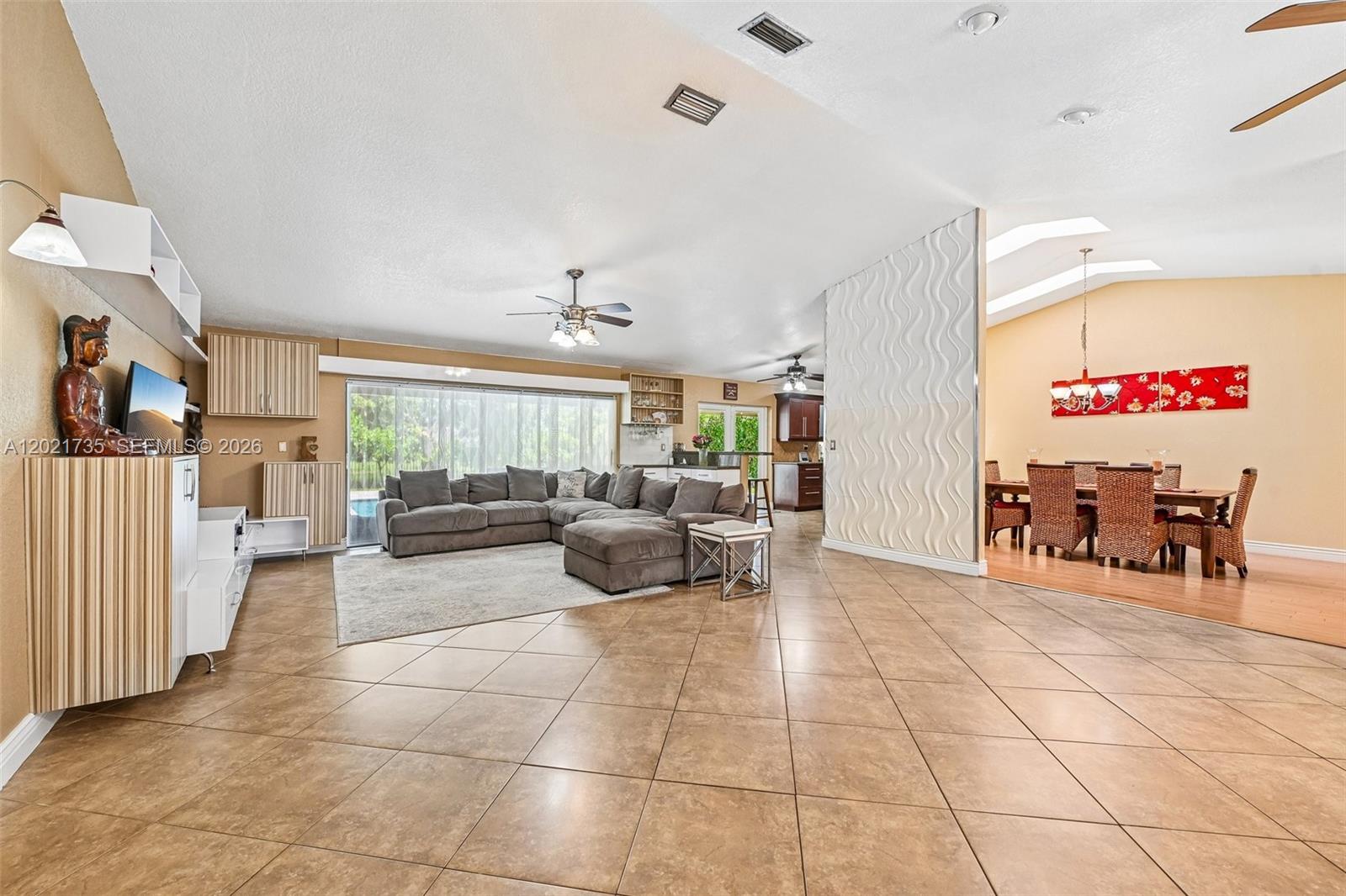 CYPRESS GLEN - Residential