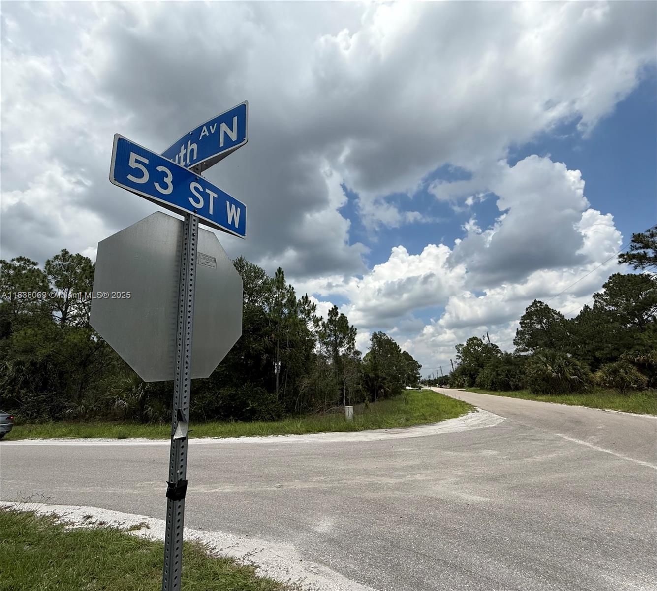 LEHIGH ACRES - Land