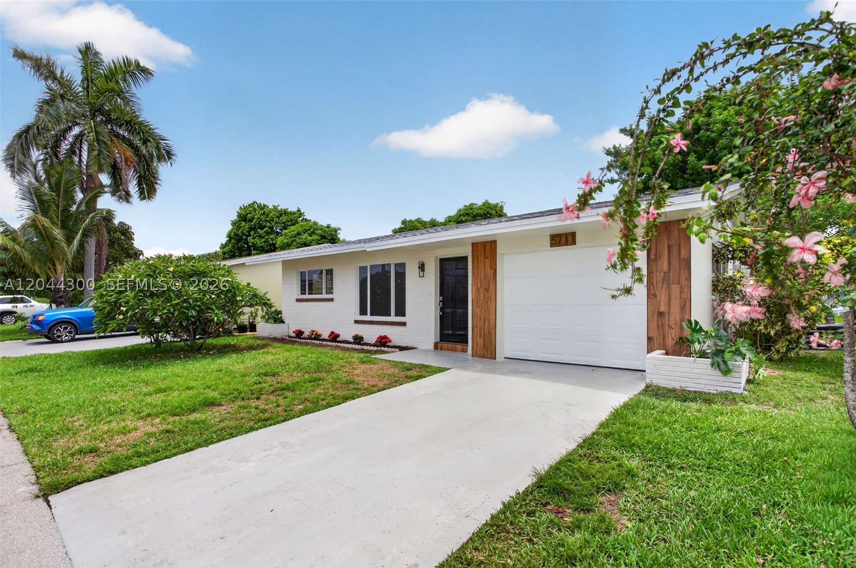 MAINLANDS OF TAMARAC LAKE - Residential