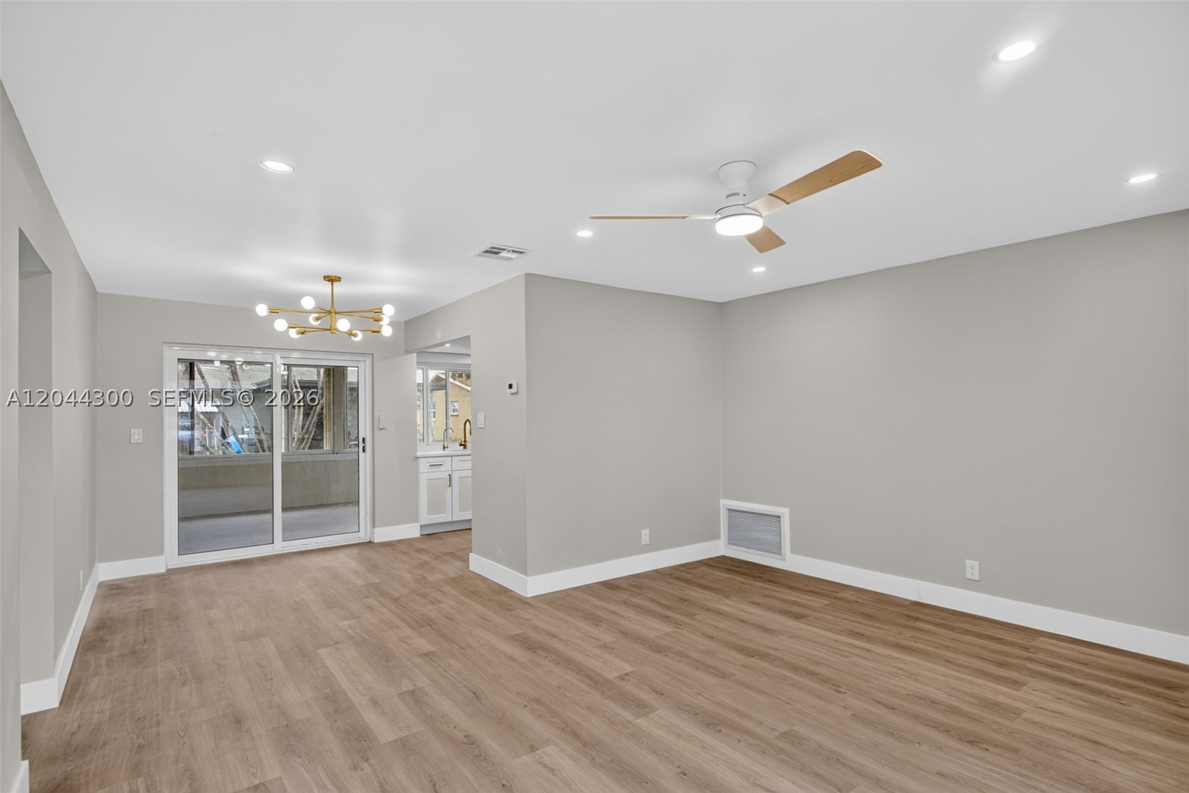 MAINLANDS OF TAMARAC LAKE - Residential