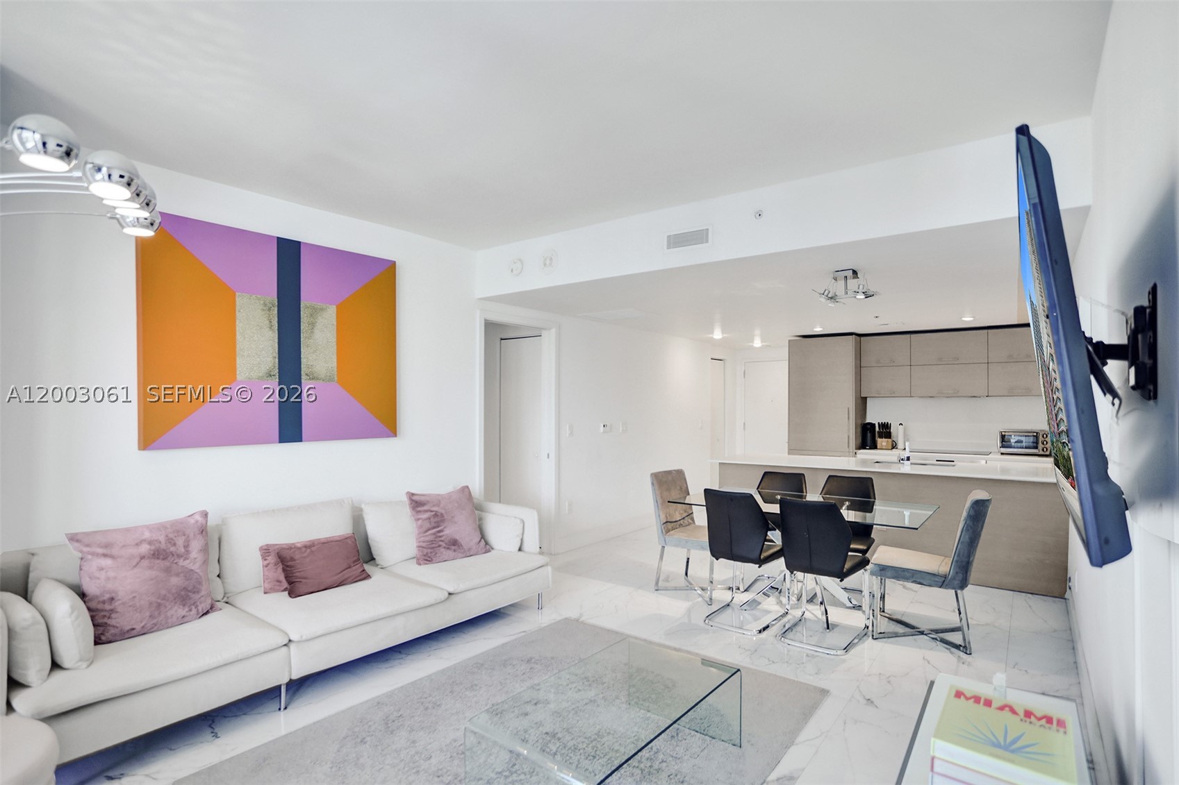 For Sale: Priced for a Quick Sale!
Stunning 2-bedroom, 2-bathroom apartment on the 31st floor, located in the heart of Brickell's vibrant financial district, featuring beautiful city views of the dynamic Miami skyline.

This elegant residence offers quartz countertops, Carrara marble-style flooring, sleek Italian kitchen cabinetry, and top-of-the-line appliances. The unit is vacant, move-in ready, and sold fully furnished, making it ideal for both end-users and investors.

Perfectly situated in one of Brickell's most desirable areas, just steps from top dining, shopping, and entertainment.