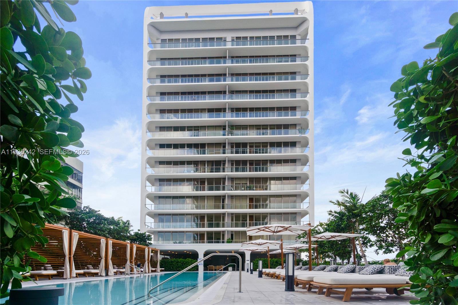 MR C RESIDENCES - Residential