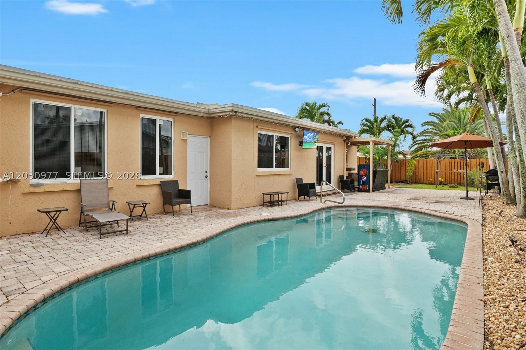 PASADENA LAKES WEST - Residential