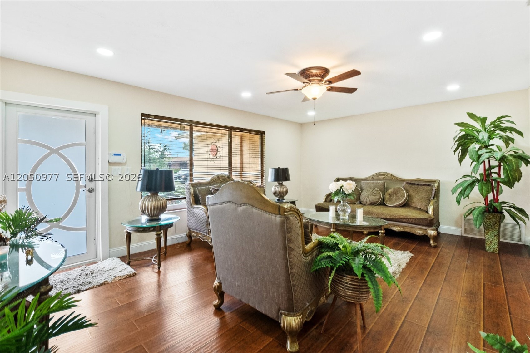 PASADENA LAKES WEST - Residential