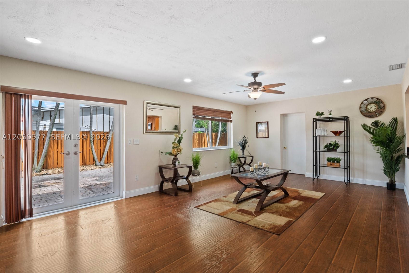PASADENA LAKES WEST - Residential