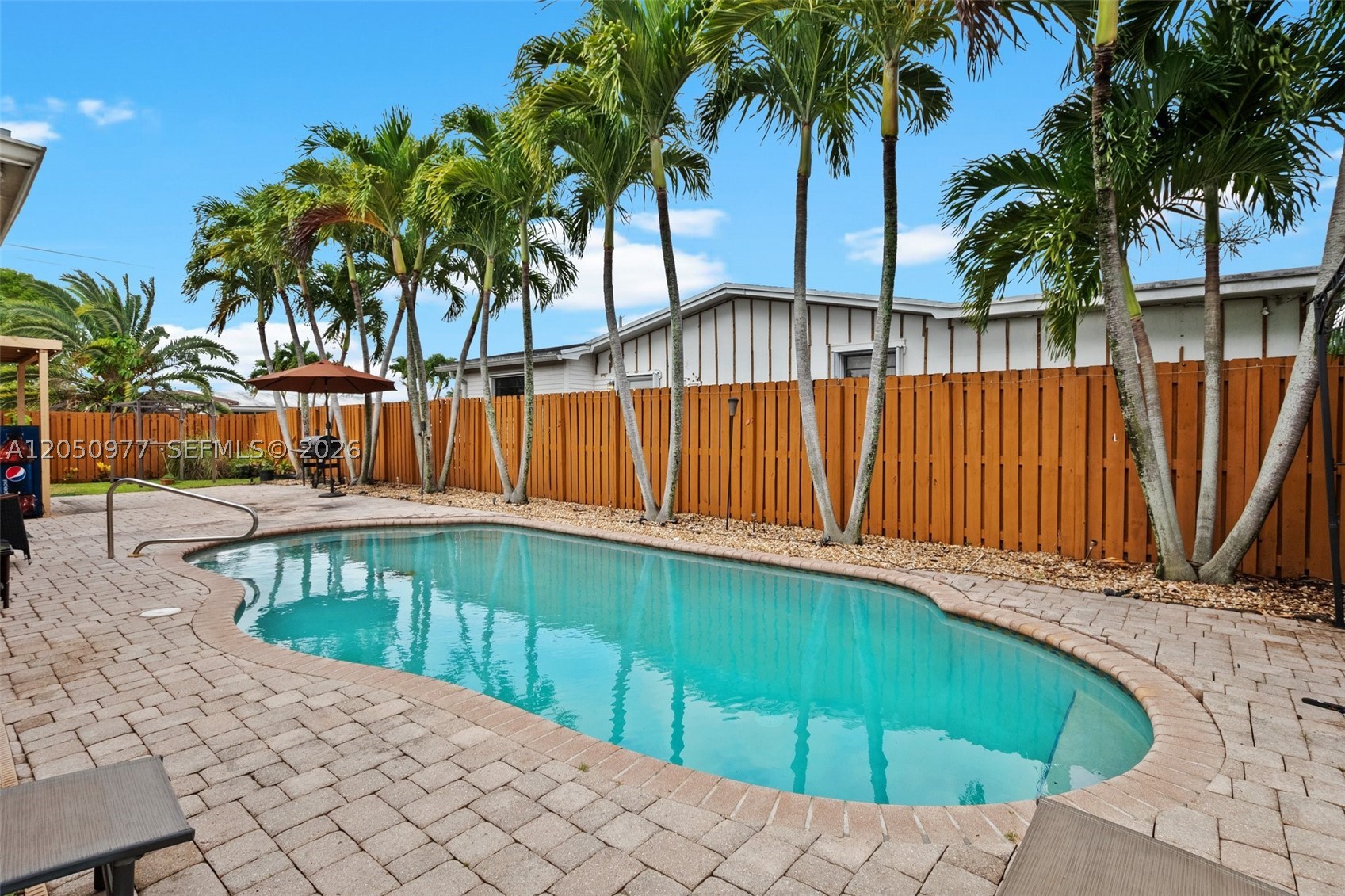 PASADENA LAKES WEST - Residential