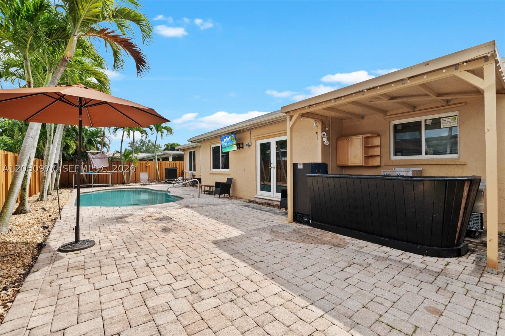 PASADENA LAKES WEST - Residential