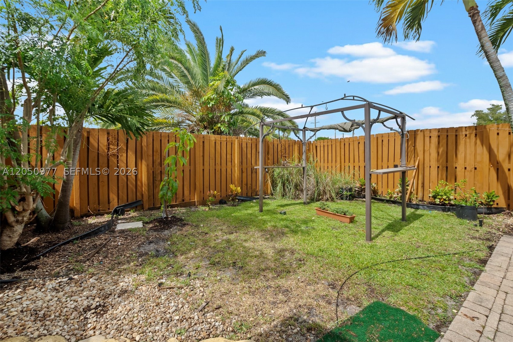 PASADENA LAKES WEST - Residential