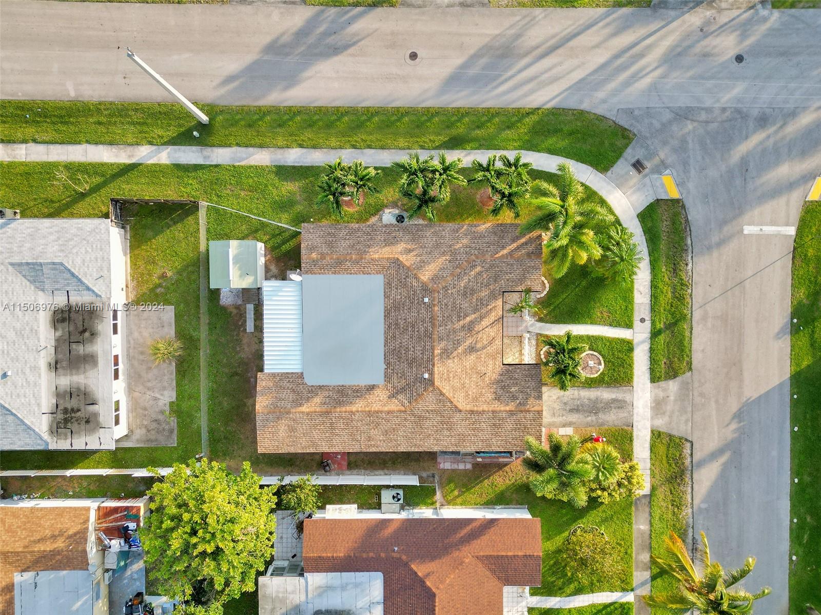 OAKLAND ESTATES NORTH 1ST - Residential