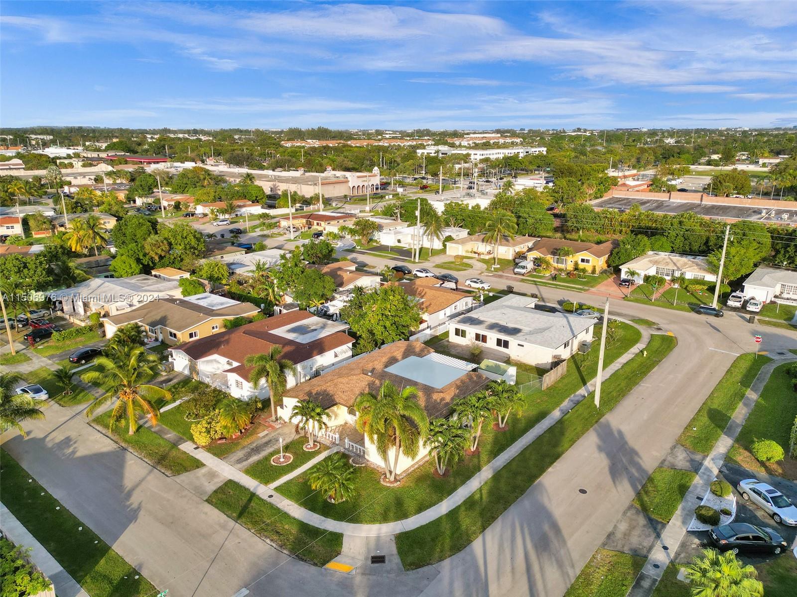 OAKLAND ESTATES NORTH 1ST - Residential