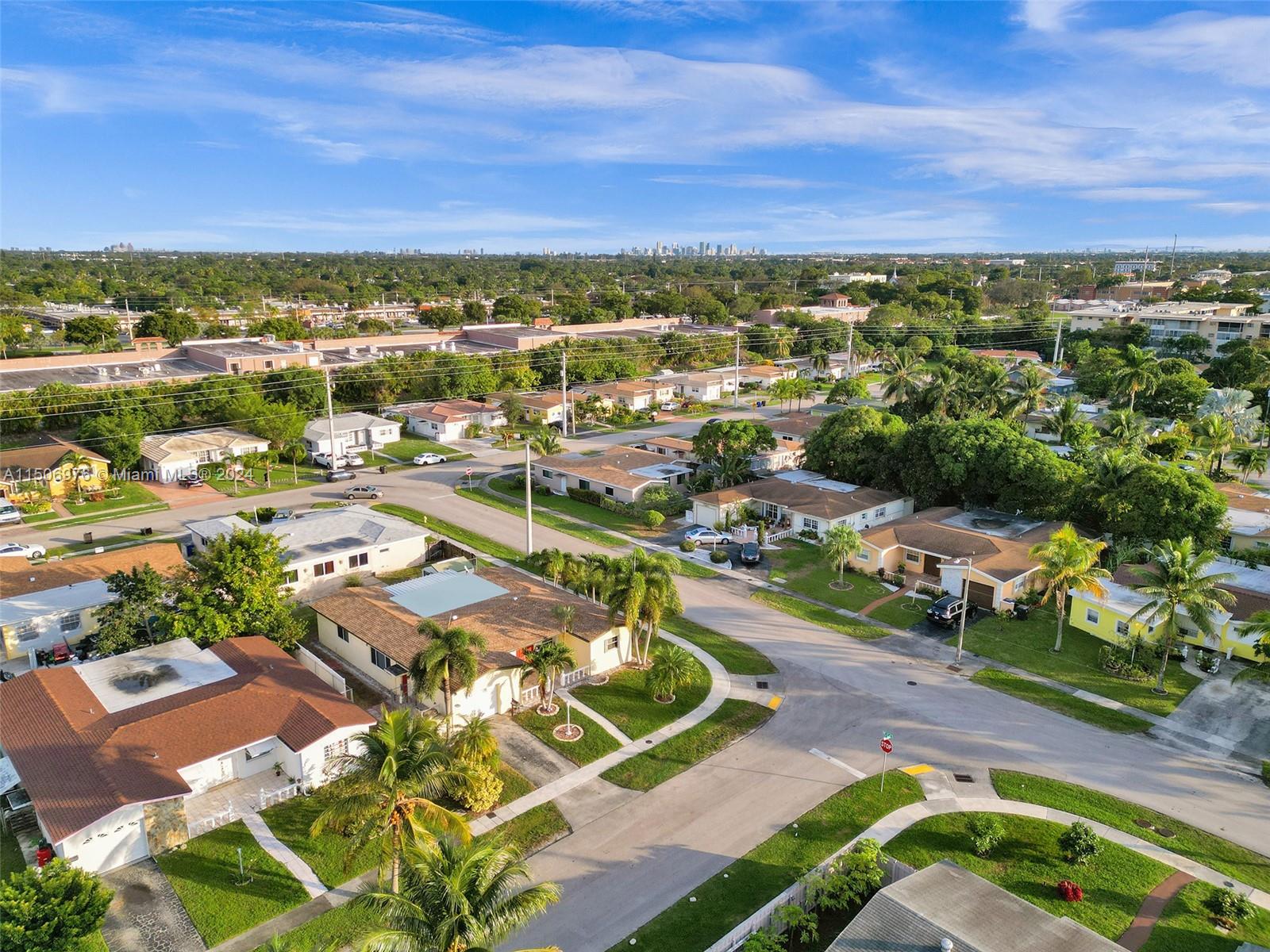 OAKLAND ESTATES NORTH 1ST - Residential