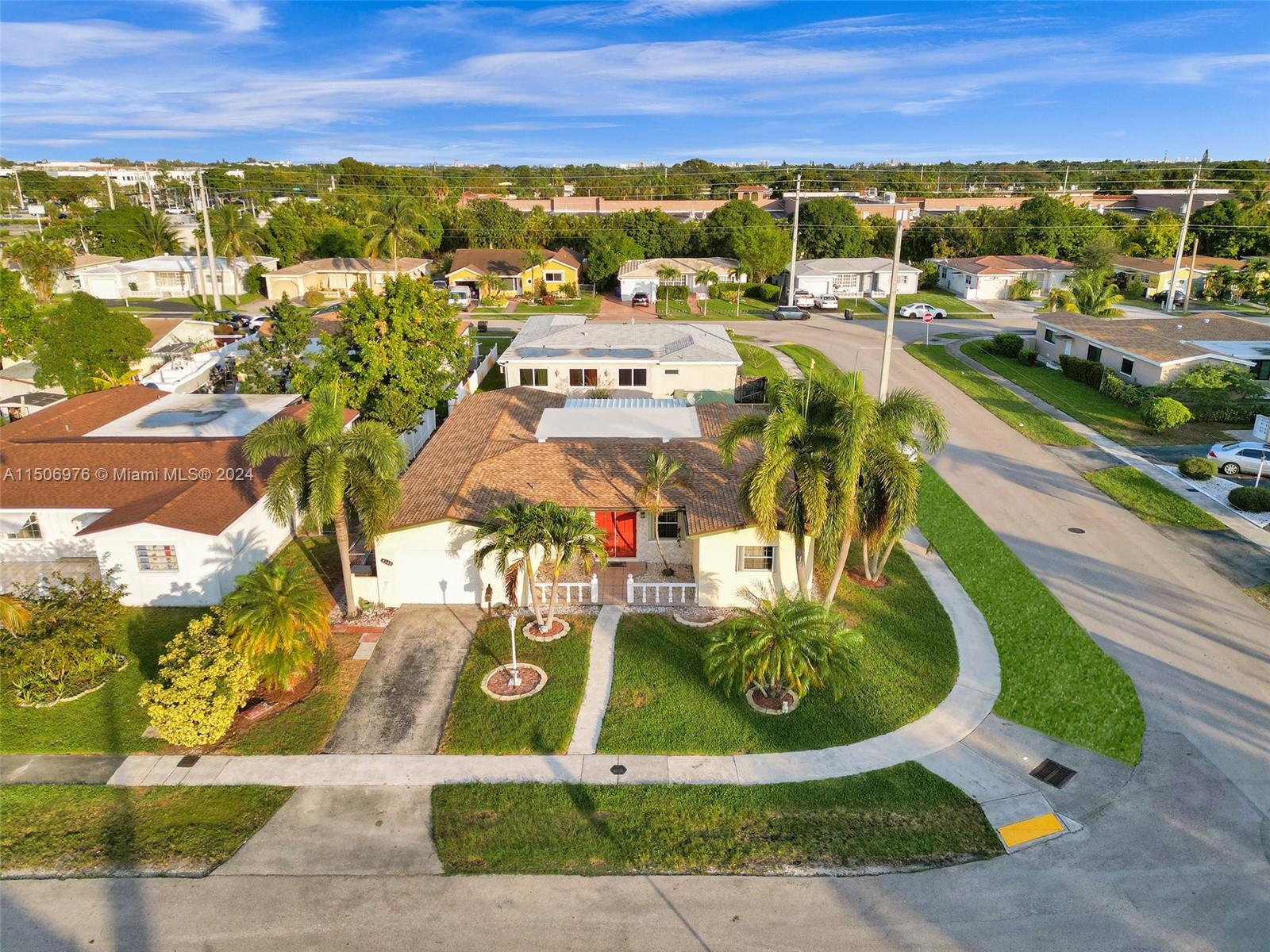 OAKLAND ESTATES NORTH 1ST - Residential