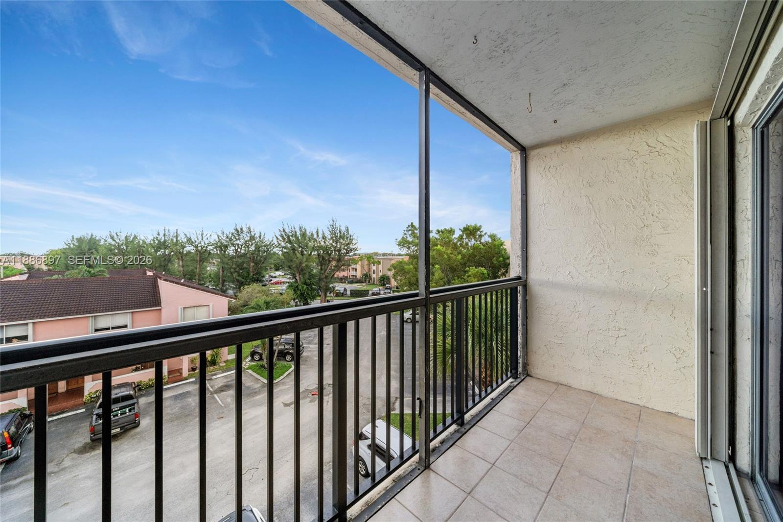 SANDORAL CONDO PH I - Residential
