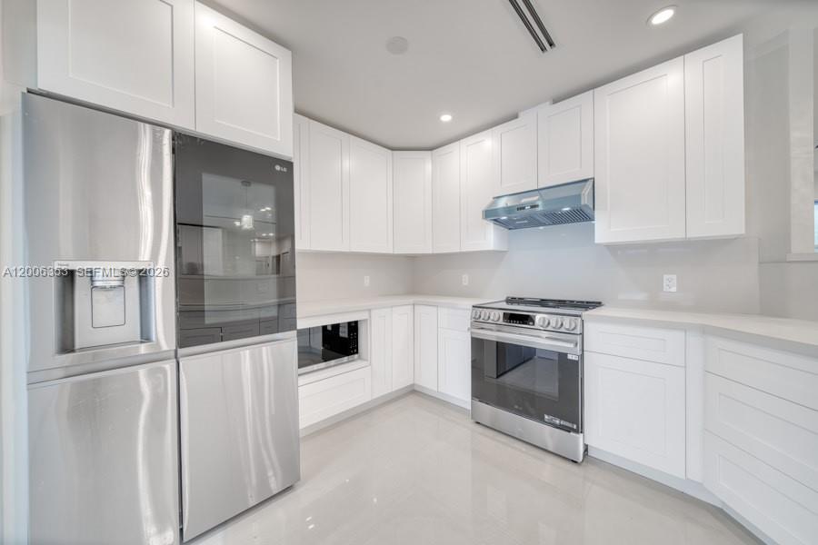 CORAL REEF ESTATES - Residential