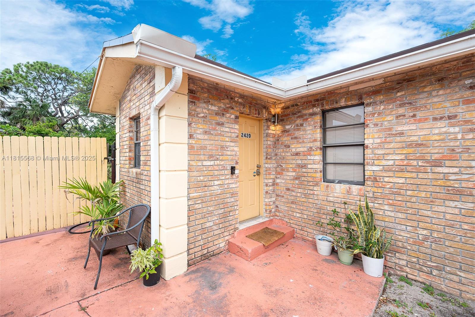 FRANKLIN PARK - Residential Lease