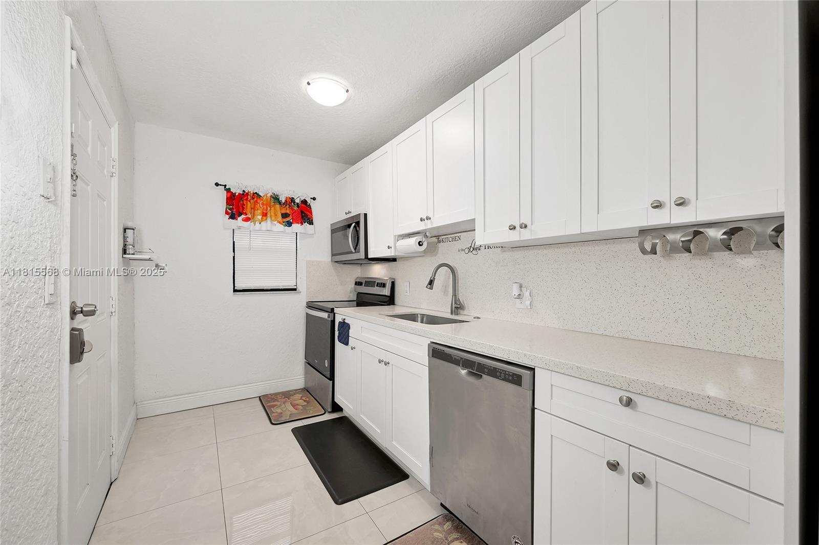 FRANKLIN PARK - Residential Lease
