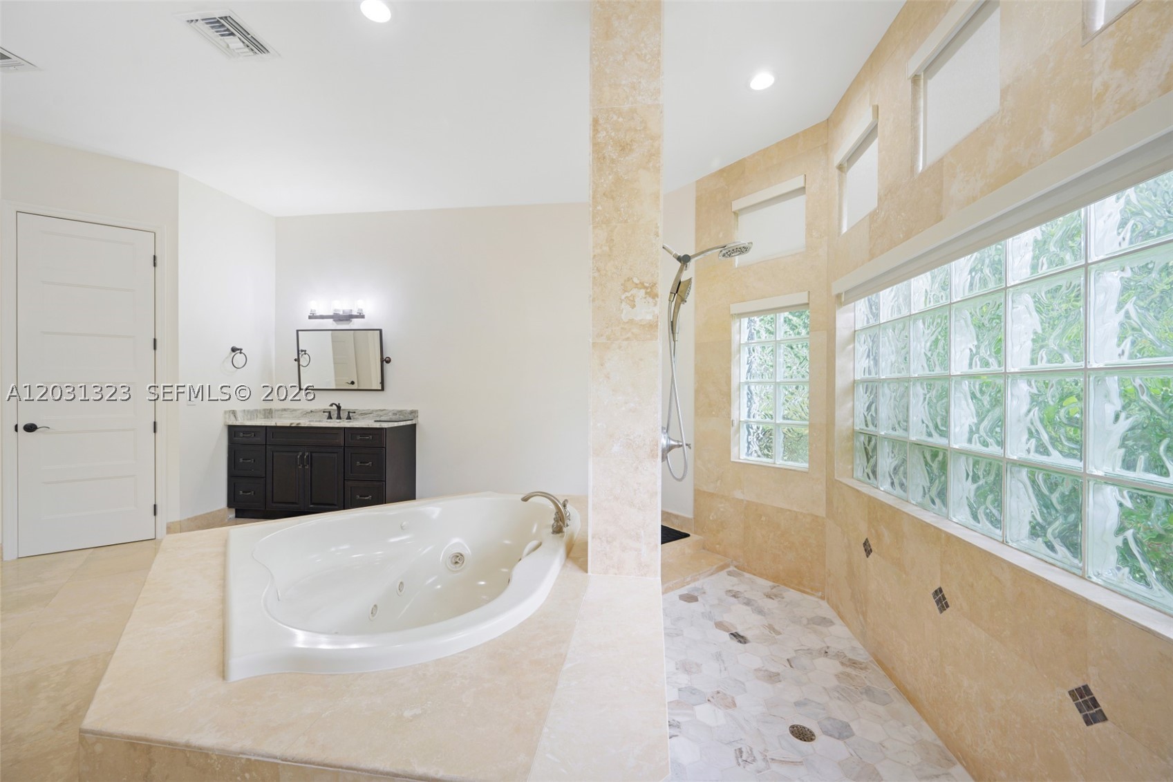 DAVIE FARMETTES - Residential