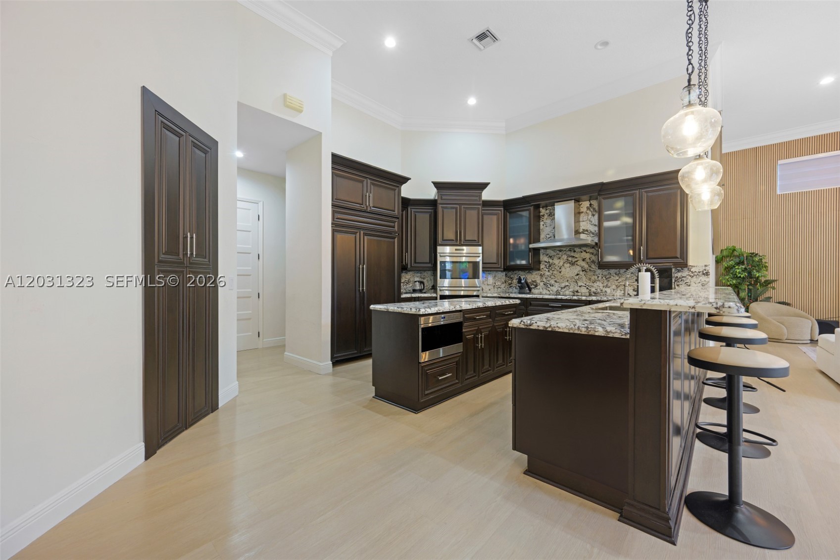 DAVIE FARMETTES - Residential