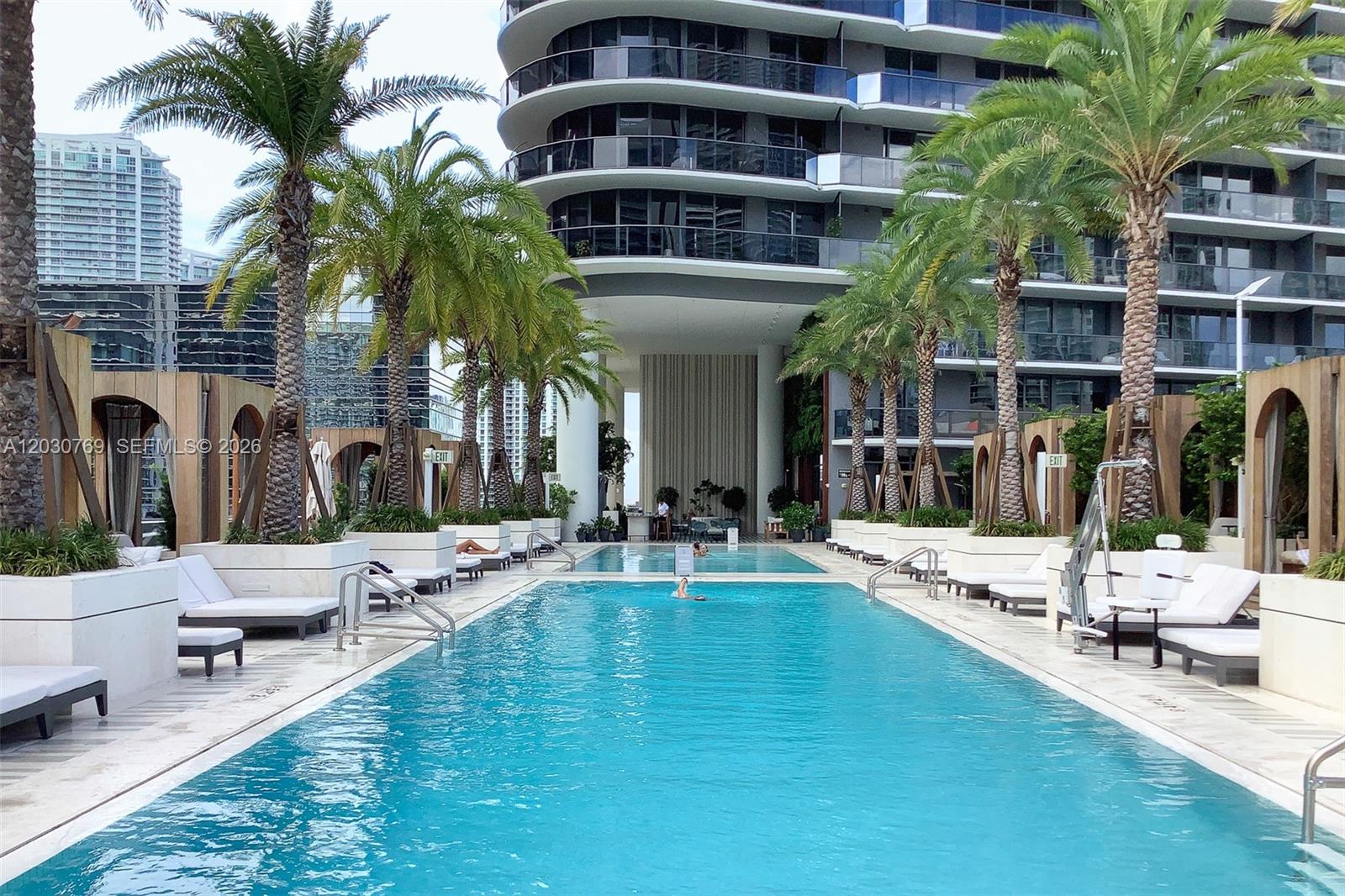 801 SMA RESIDENCES CONDO - Residential Lease