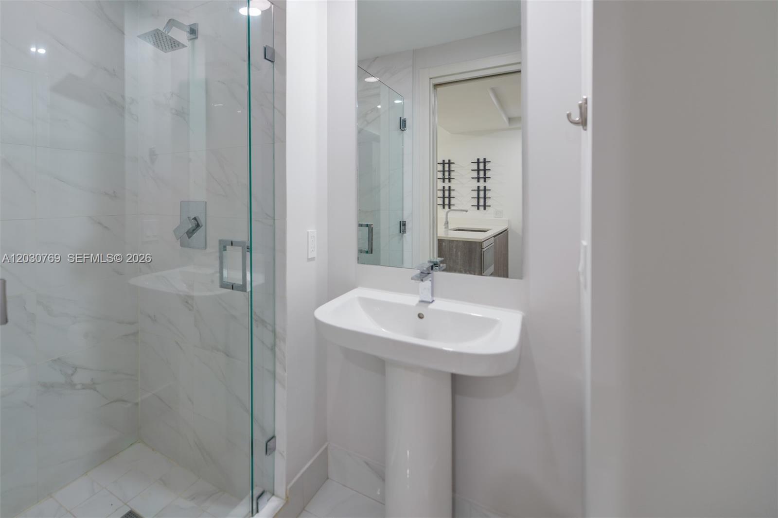 801 SMA RESIDENCES CONDO - Residential Lease