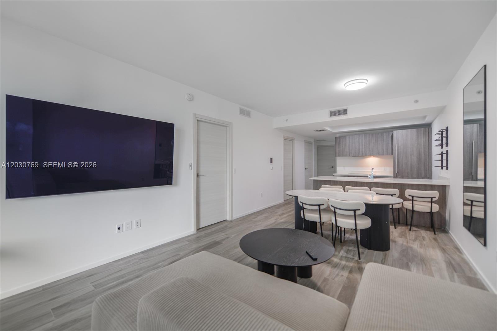 801 SMA RESIDENCES CONDO - Residential Lease
