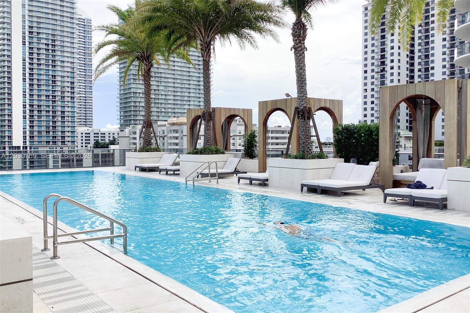 801 SMA RESIDENCES CONDO - Residential Lease