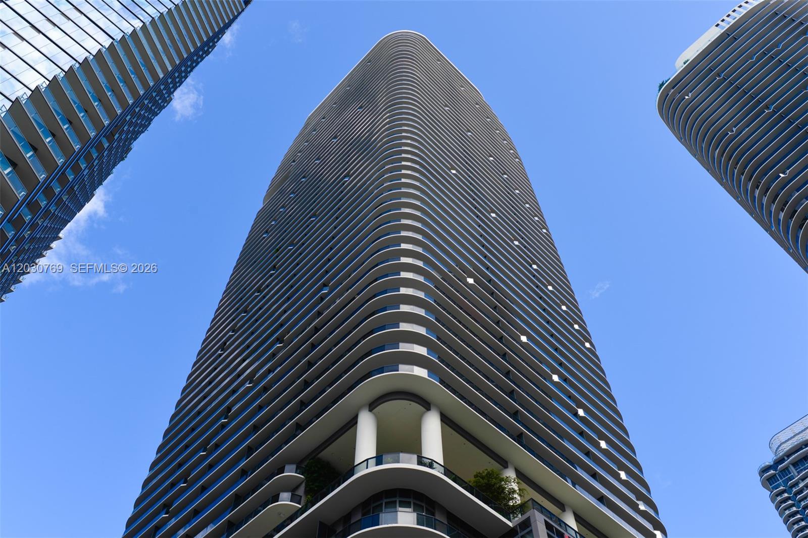 801 SMA RESIDENCES CONDO - Residential Lease