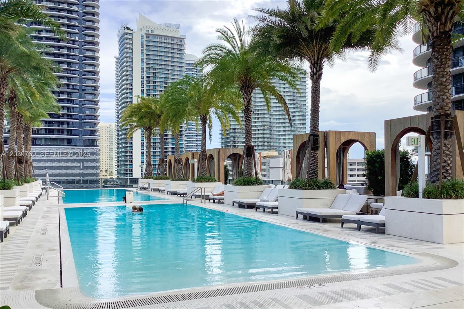 801 SMA RESIDENCES CONDO - Residential Lease