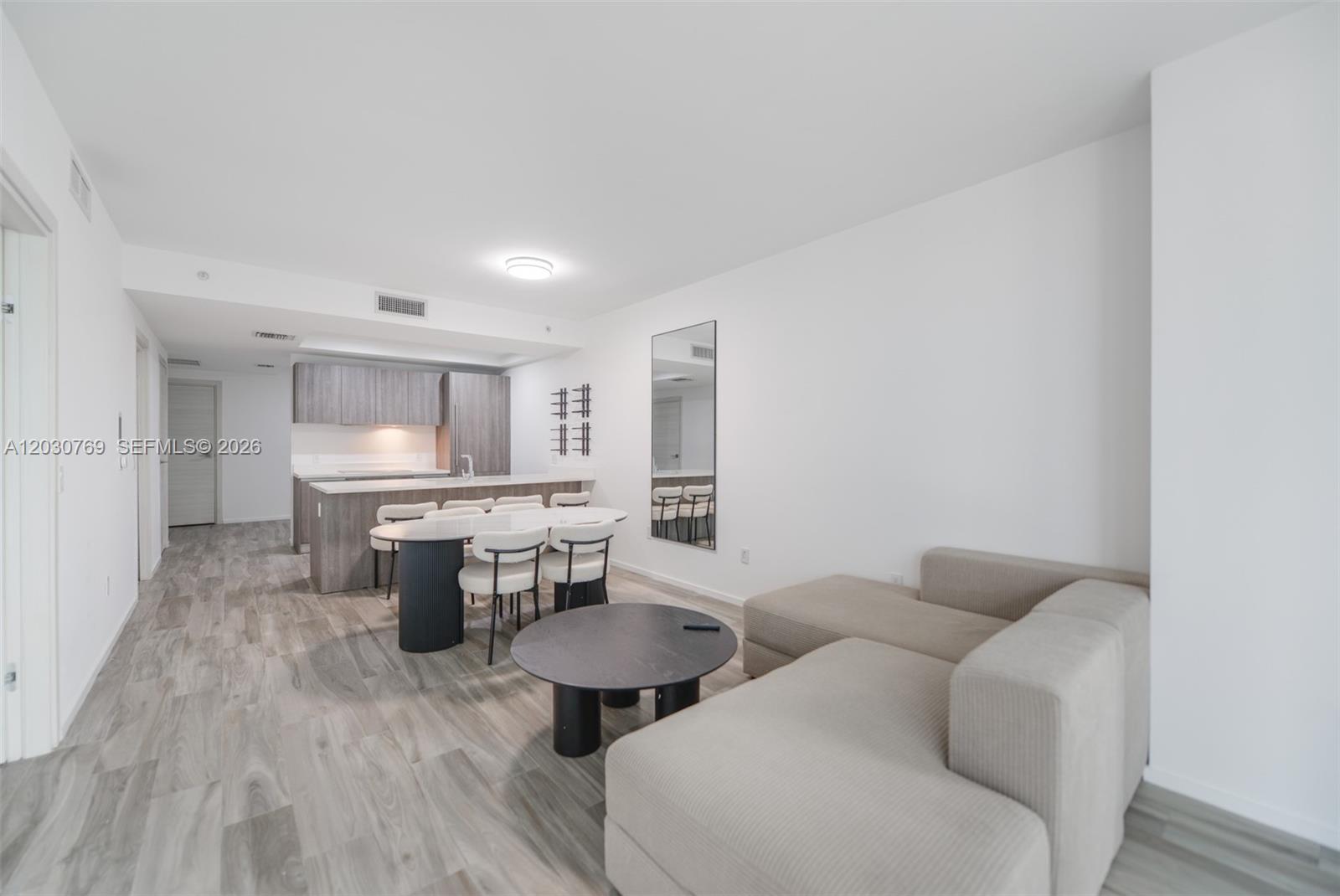 801 SMA RESIDENCES CONDO - Residential Lease