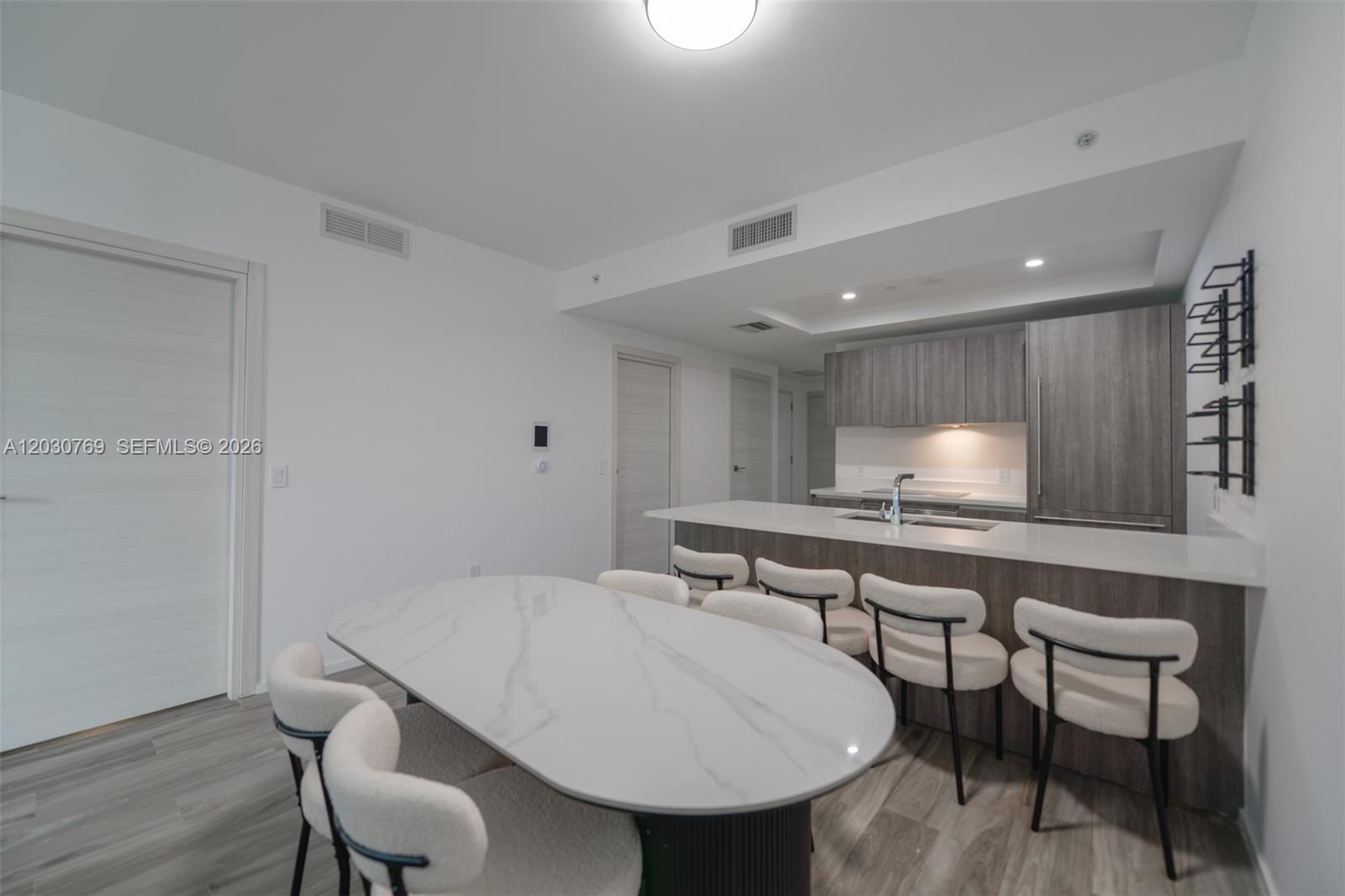 801 SMA RESIDENCES CONDO - Residential Lease
