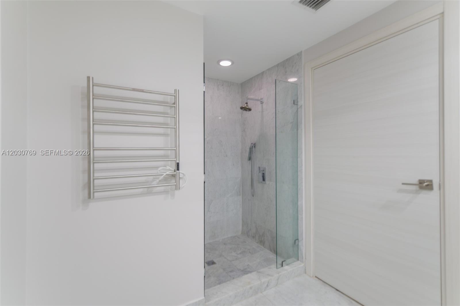 801 SMA RESIDENCES CONDO - Residential Lease