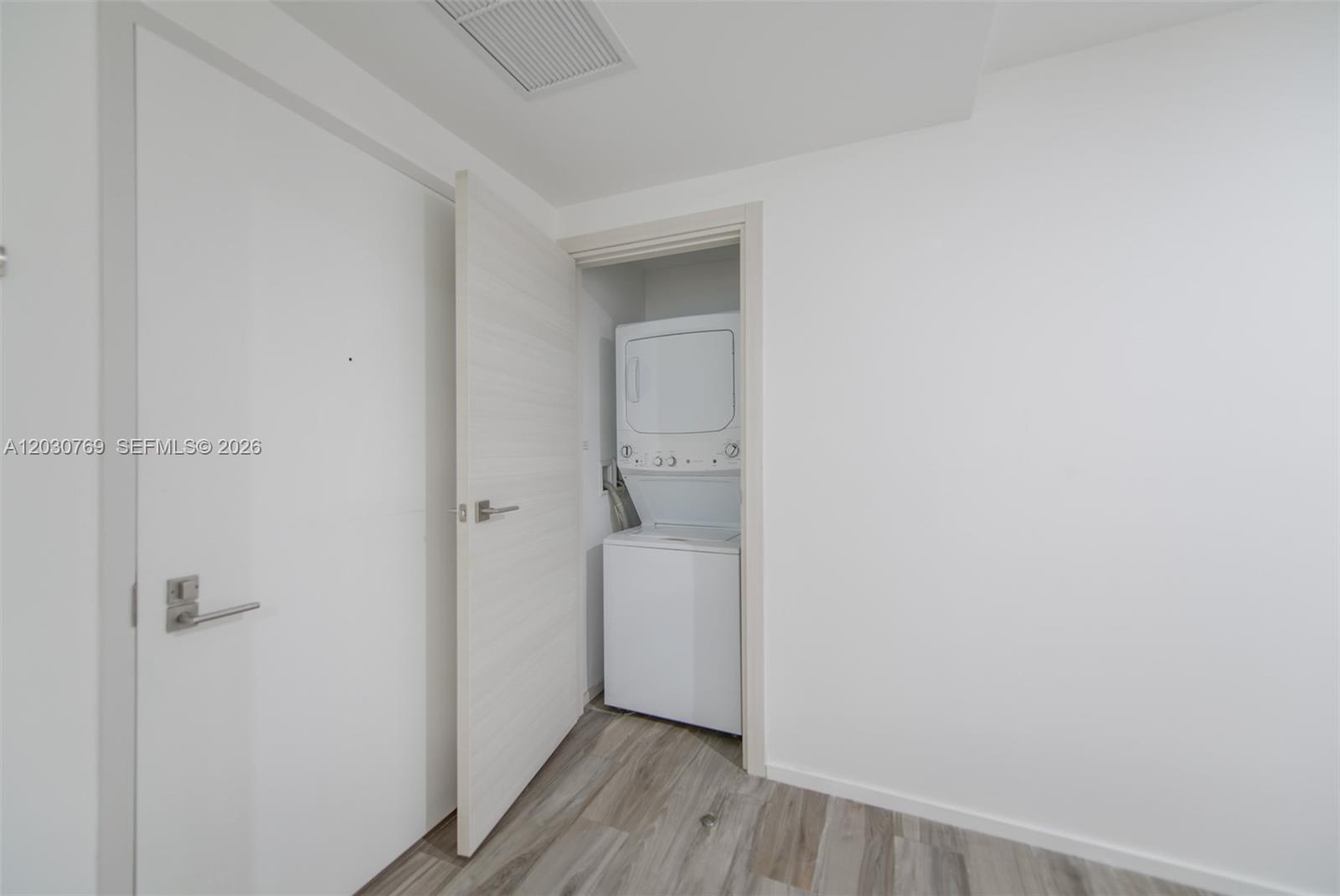 801 SMA RESIDENCES CONDO - Residential Lease